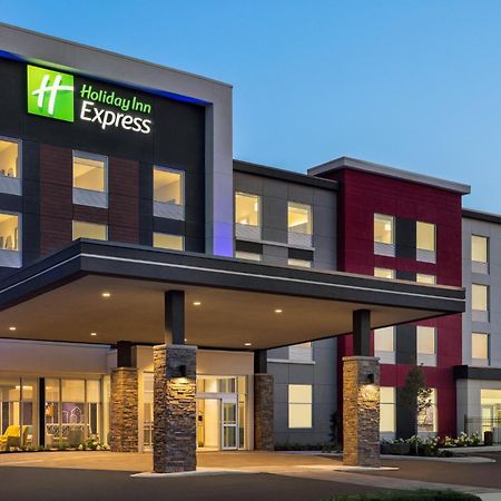 Holiday Inn Express - Strathroy By Ihg 외부 사진