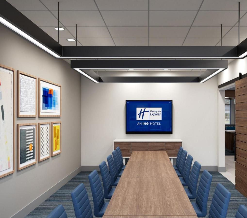 Holiday Inn Express - Strathroy By Ihg 외부 사진