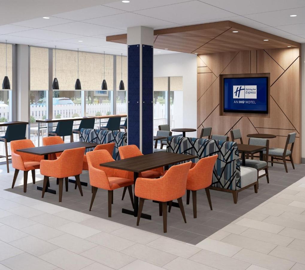 Holiday Inn Express - Strathroy By Ihg 외부 사진