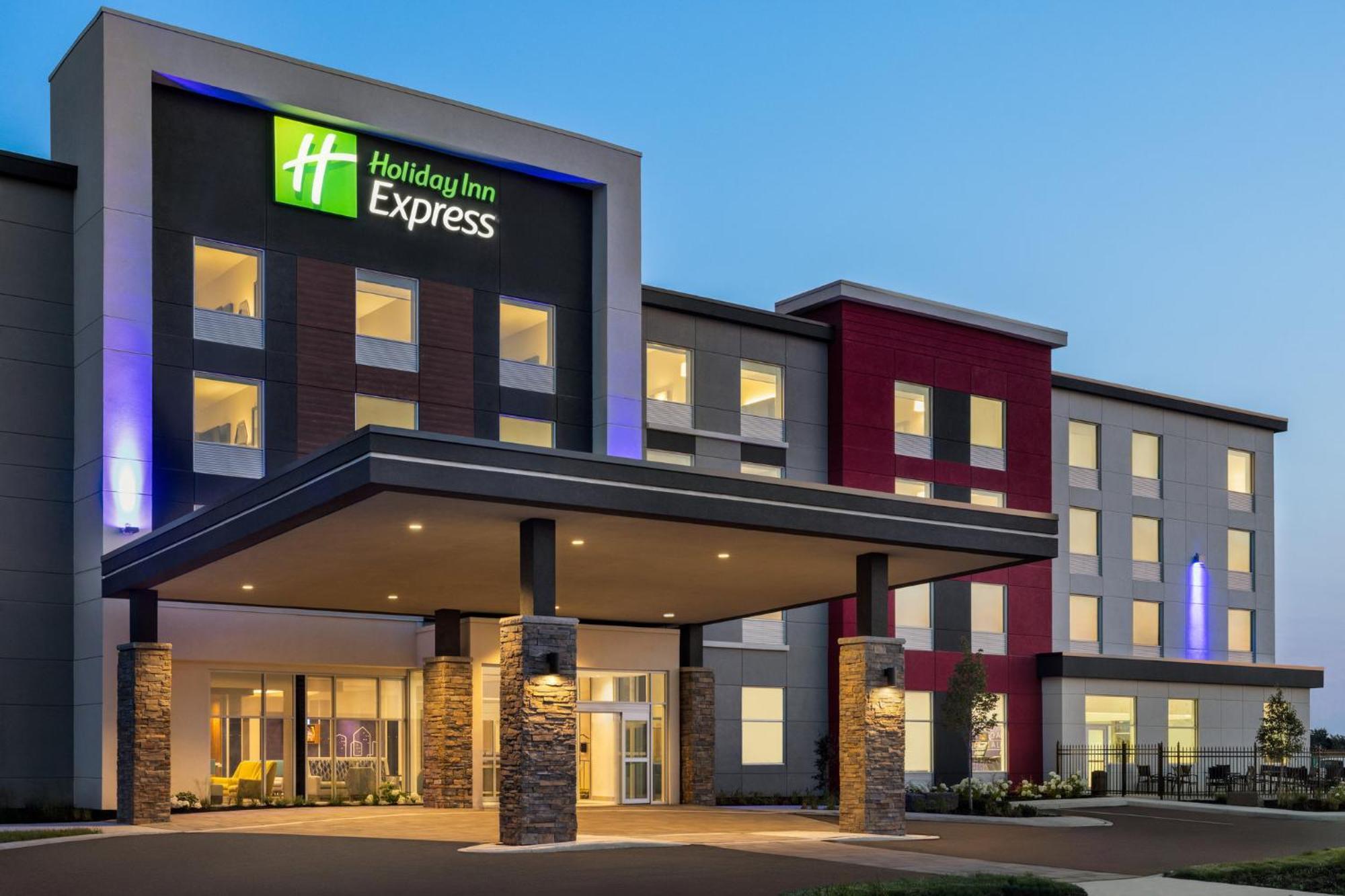 Holiday Inn Express - Strathroy By Ihg 외부 사진