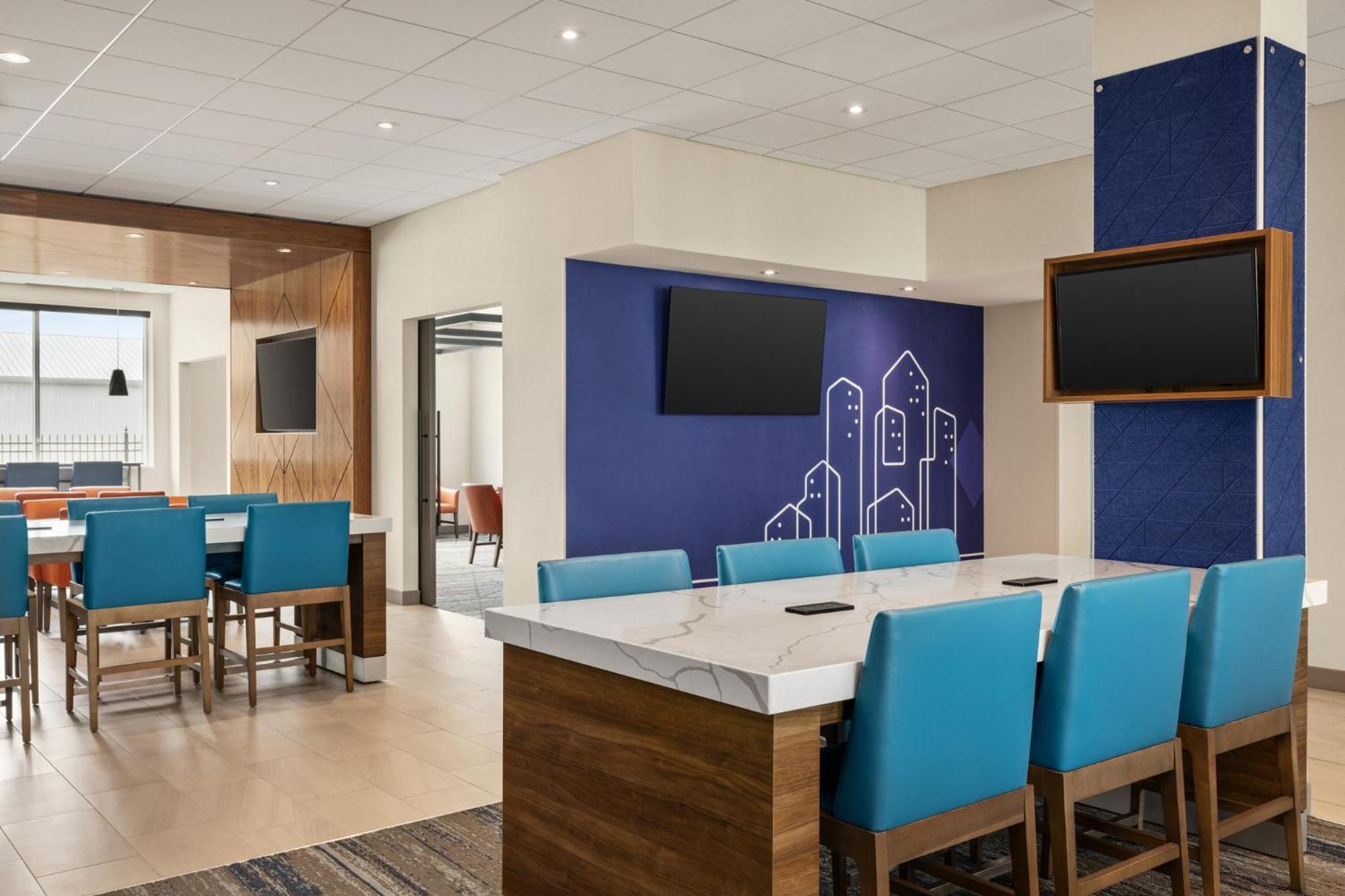 Holiday Inn Express - Strathroy By Ihg 외부 사진
