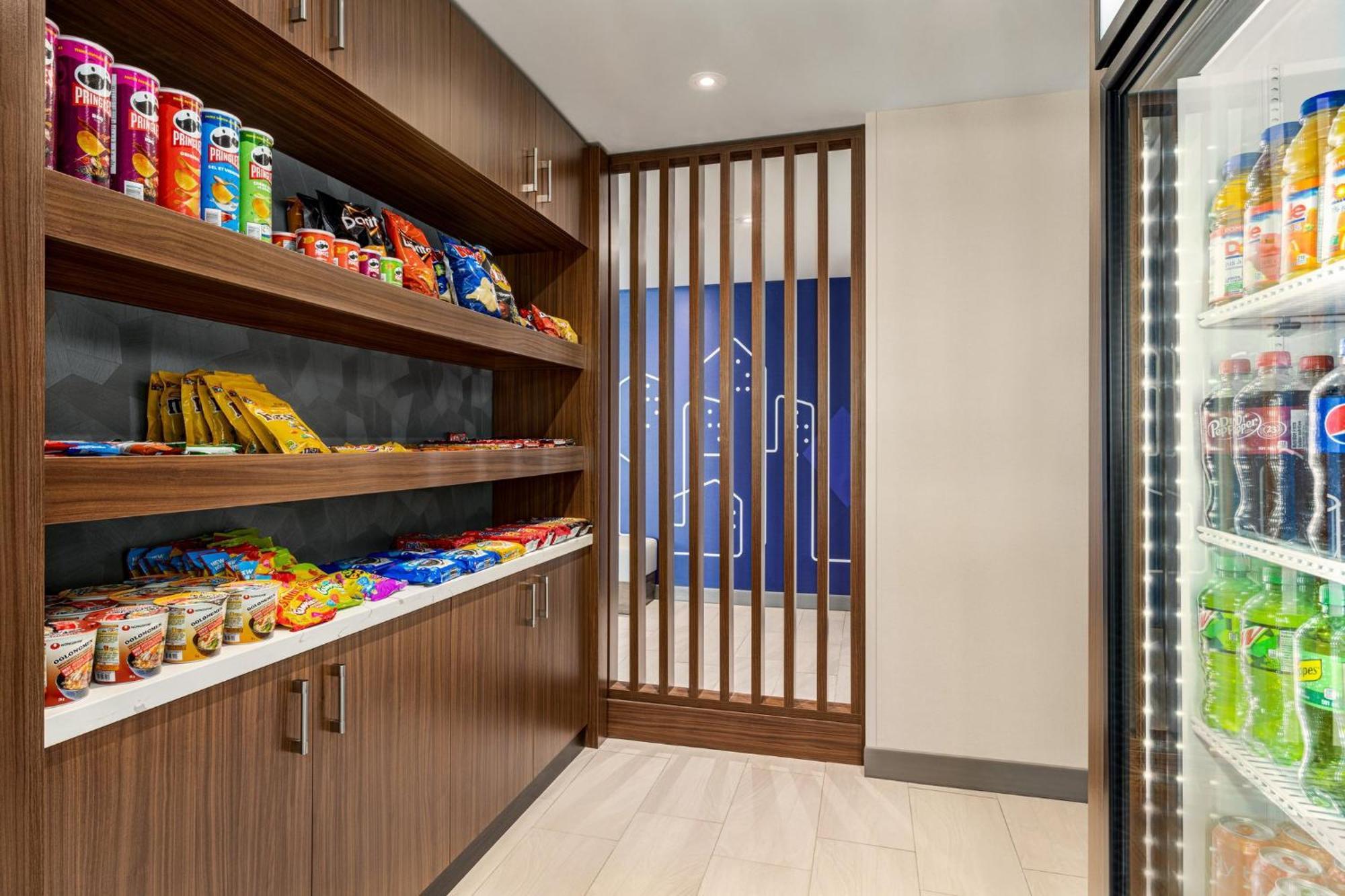 Holiday Inn Express - Strathroy By Ihg 외부 사진