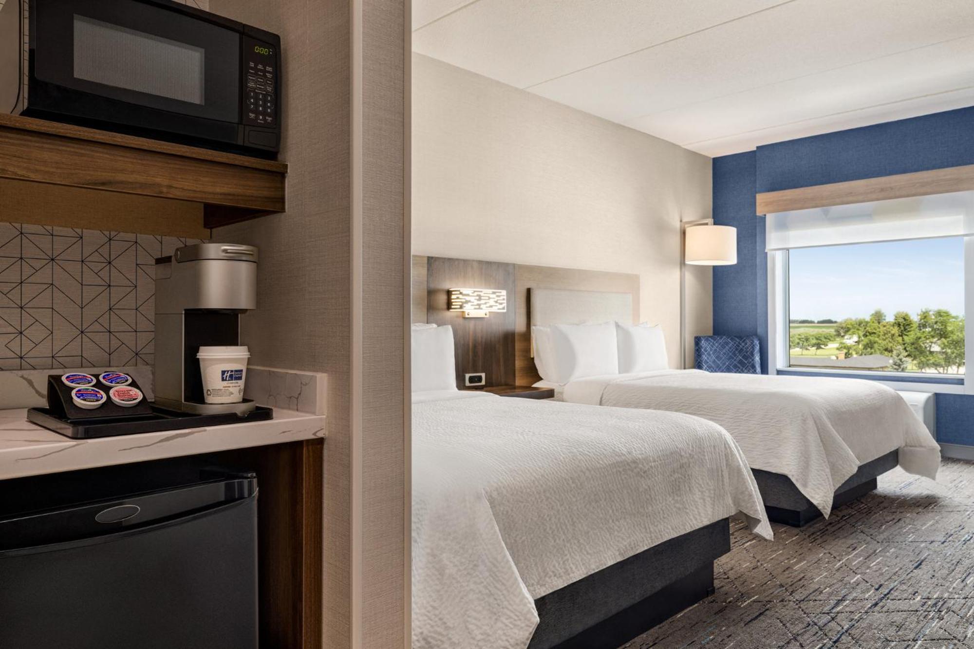 Holiday Inn Express - Strathroy By Ihg 외부 사진